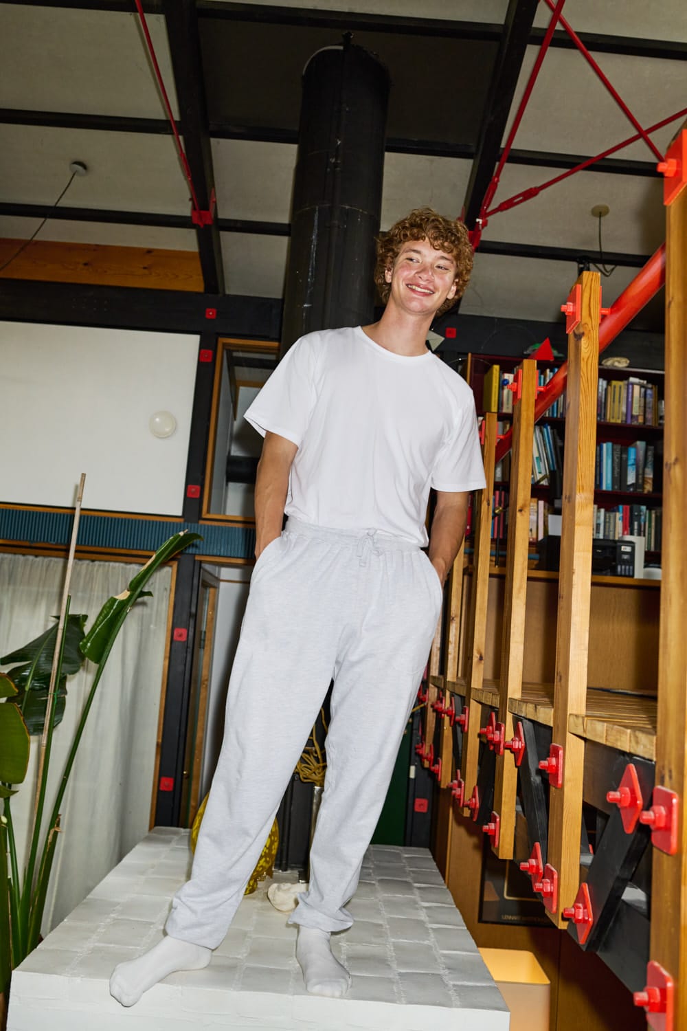 Neutral Hosen Unisex Sweatpants With Elastic Cuff