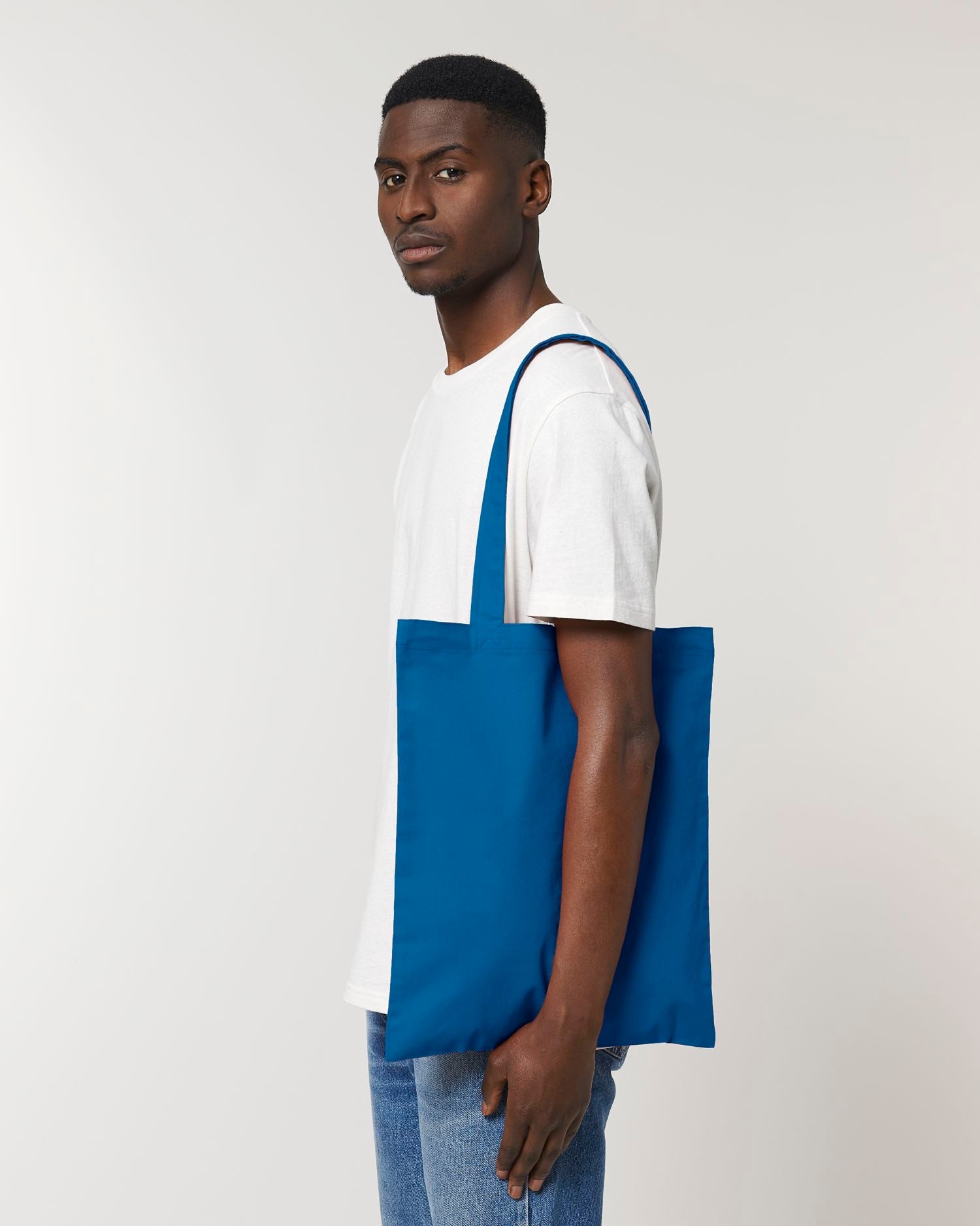 PACKSHOT FRONT