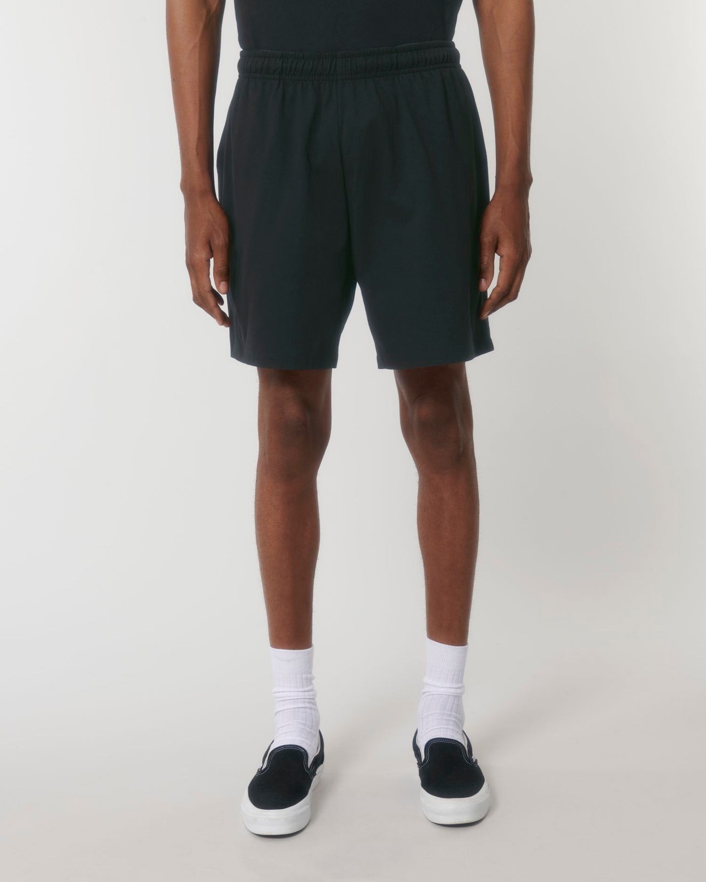 C002-STUDIO MAIN FRONT