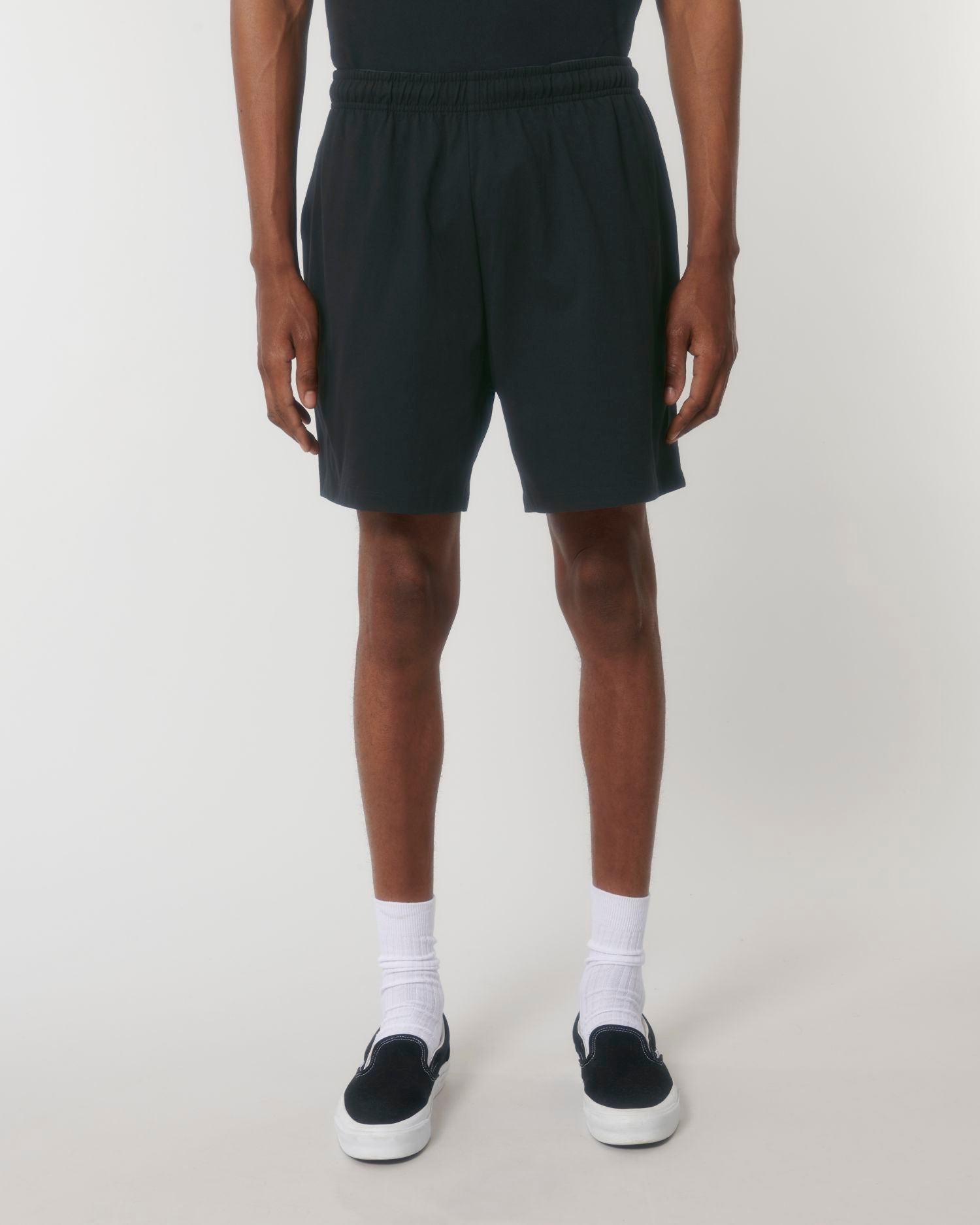 C002-STUDIO MAIN FRONT