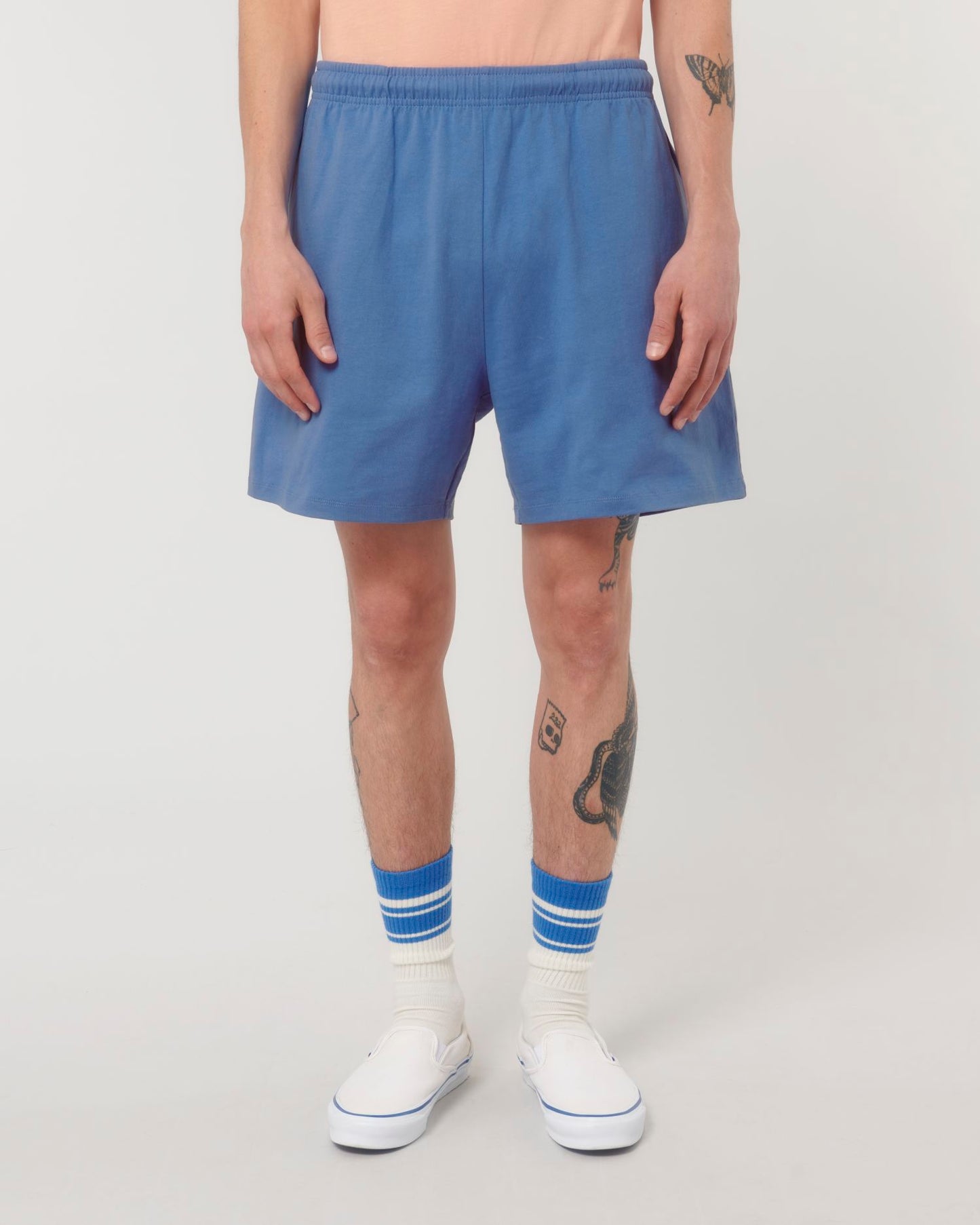 C053-STUDIO MAIN FRONT