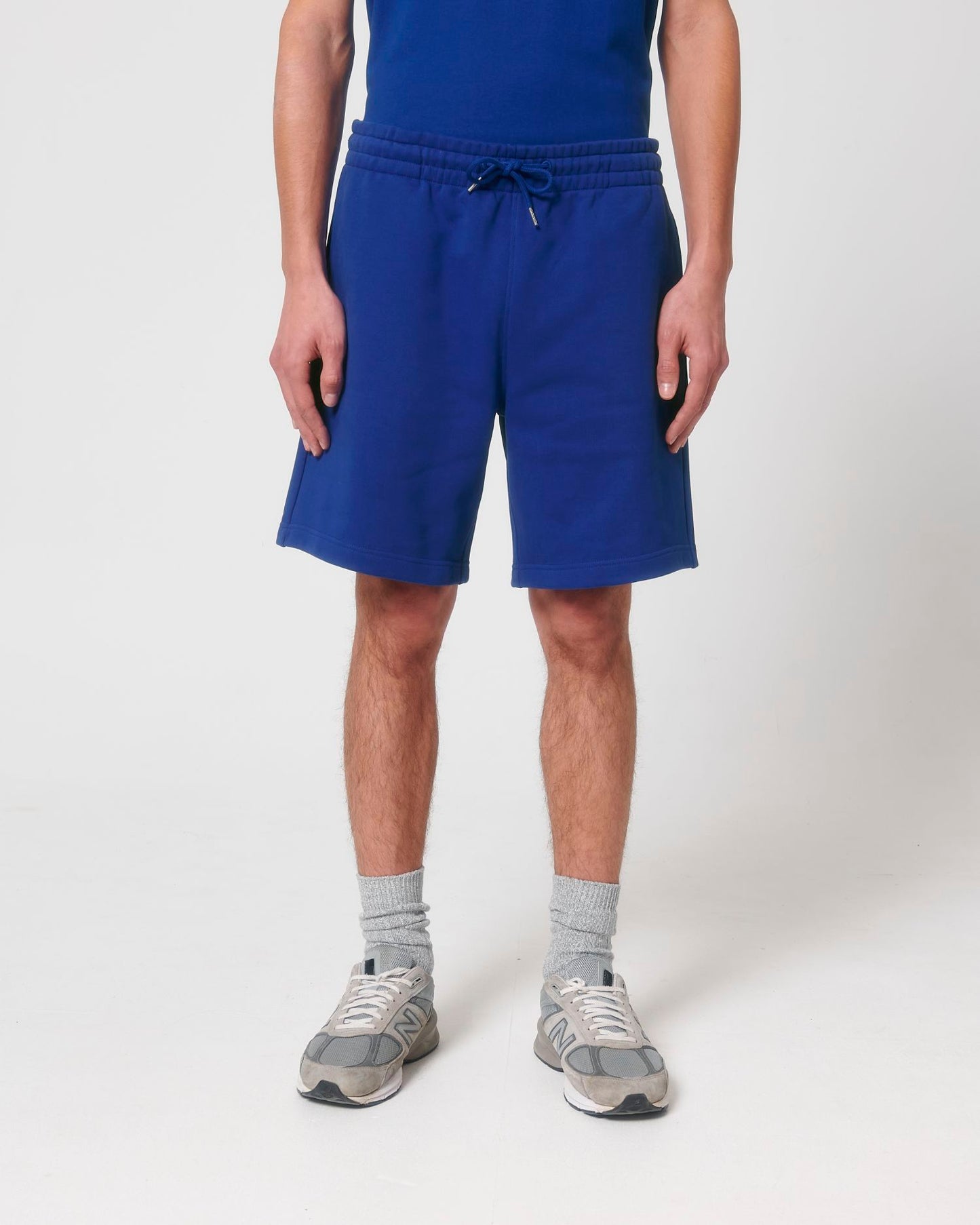 C088-STUDIO MAIN FRONT