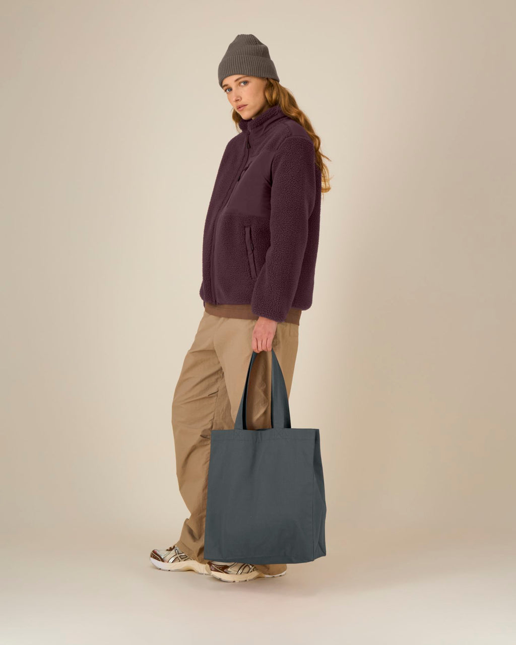 C253-STUDIO MAIN FRONT