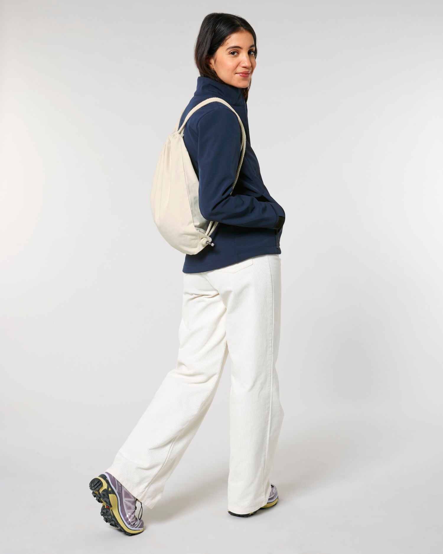 C007-STUDIO MAIN FRONT