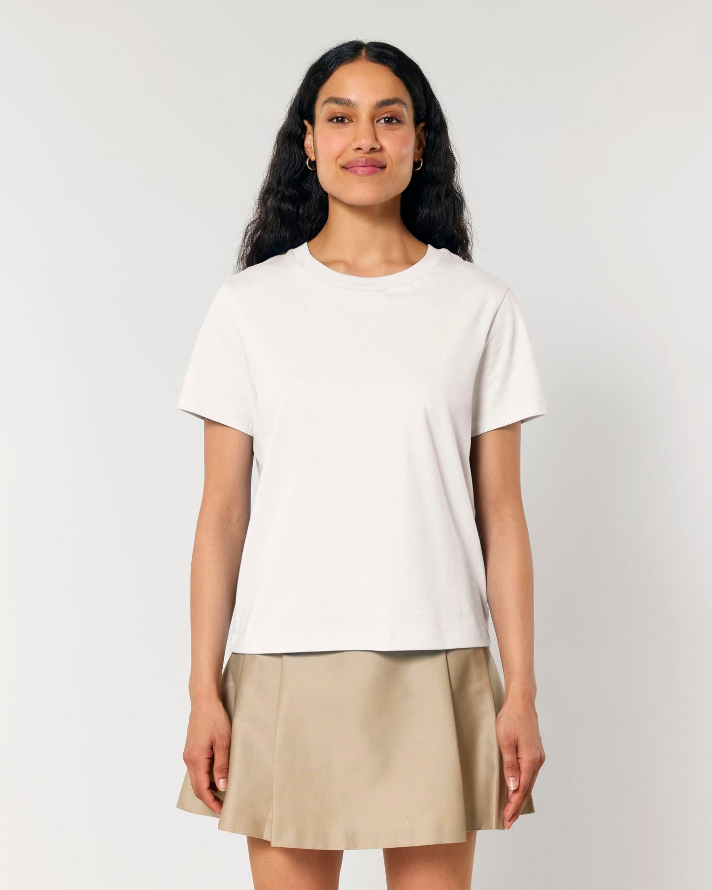 C018-STUDIO MAIN FRONT