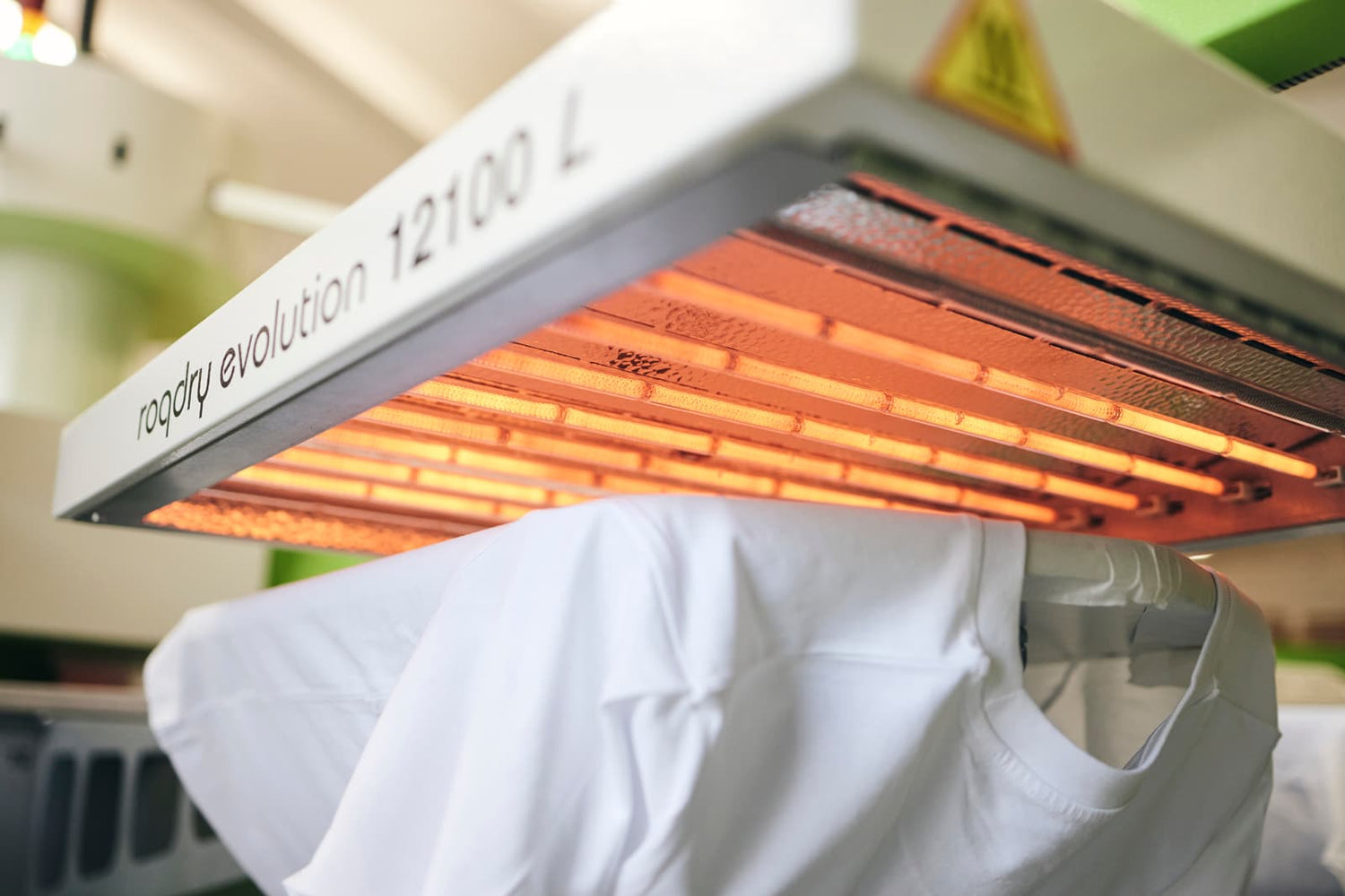 T-Shirt bedrucken und Farbe trocknen